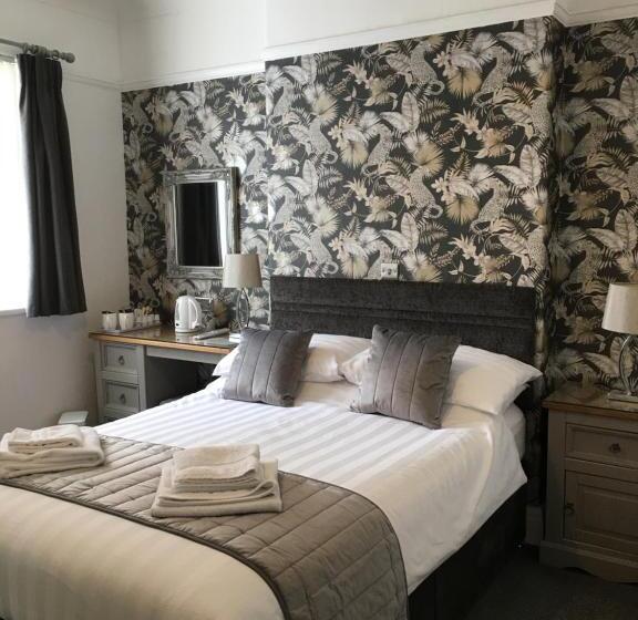 פנסיון The Kenmore Guest House