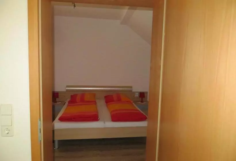 ペンション Ferienwohnung & Zimmervermietung Wolf