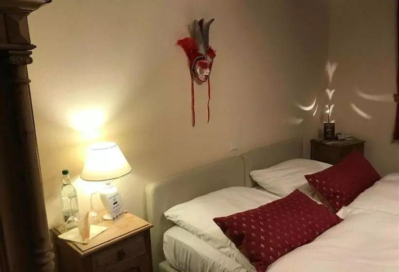 Retkeilymaja Mcmuller S Kemenate Fulda