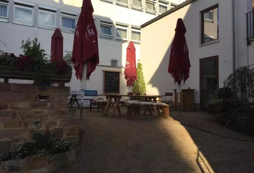 Retkeilymaja Mcmuller S Kemenate Fulda