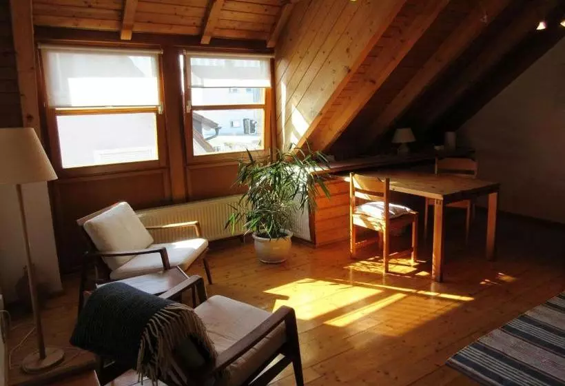 پانسیون Gästezimmer Paul