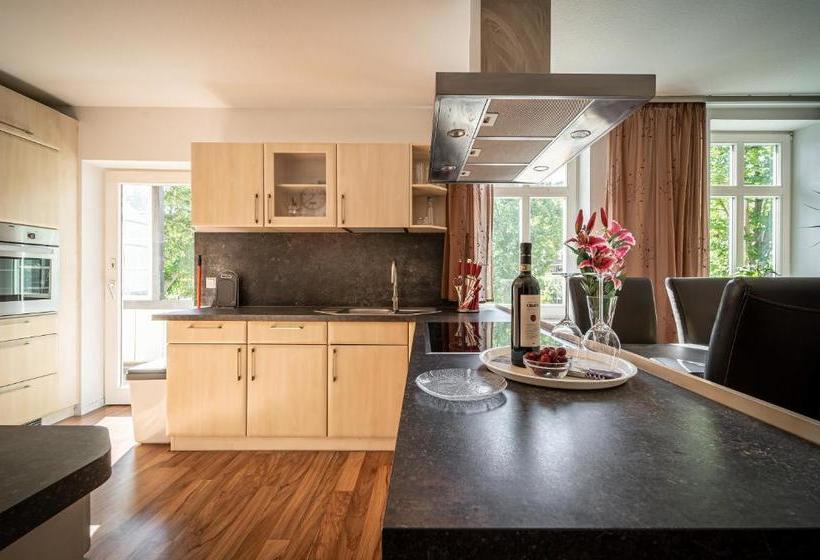 Pensão Murphy S Zimmer Und Apartments