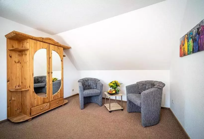 Majatalo Murphy S Zimmer Und Apartments