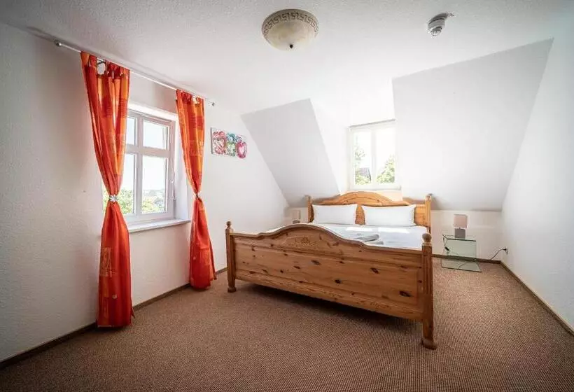 Majatalo Murphy S Zimmer Und Apartments