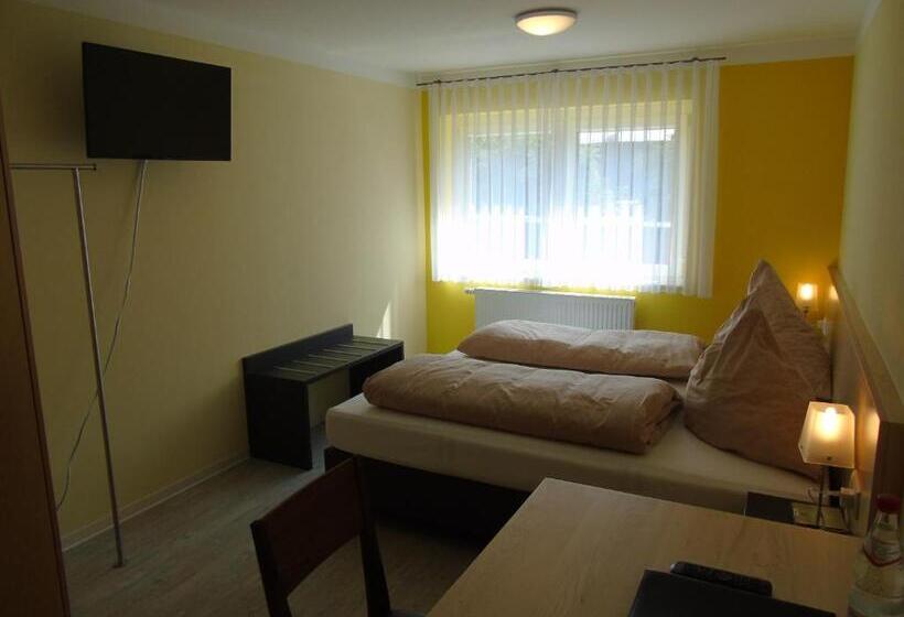 פנסיון Wein Appartements Borth