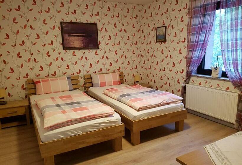 Общежитие Landgasthof Schänzer