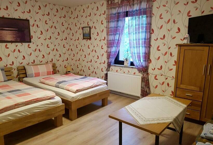 Общежитие Landgasthof Schänzer