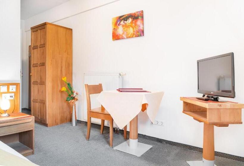 ユースホステル Brauhaus Gummersbach Gmbh