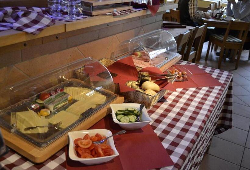 ユースホステル Brauhaus Gummersbach Gmbh