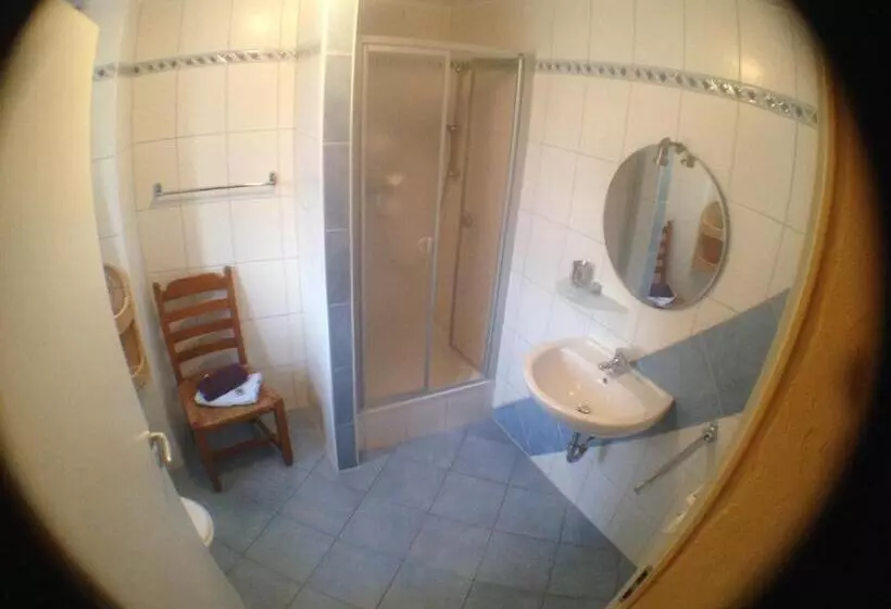 Majatalo Gästehaus Burg Molbach