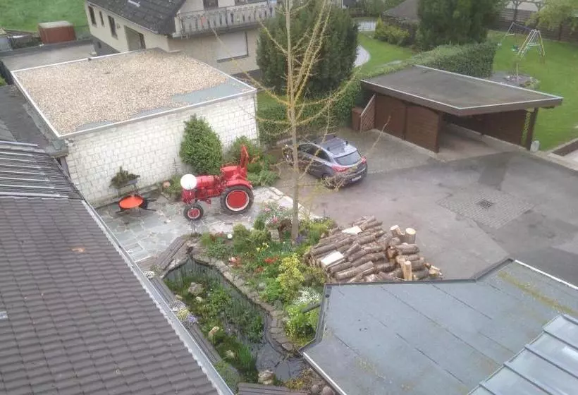 Majatalo Gästehaus Burg Molbach