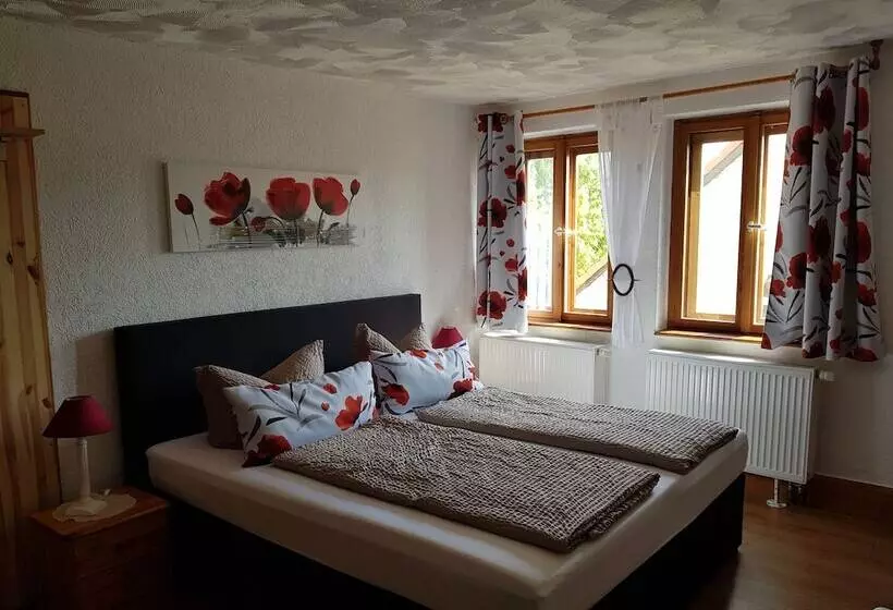 Pension Zum Alten Schulhaus
