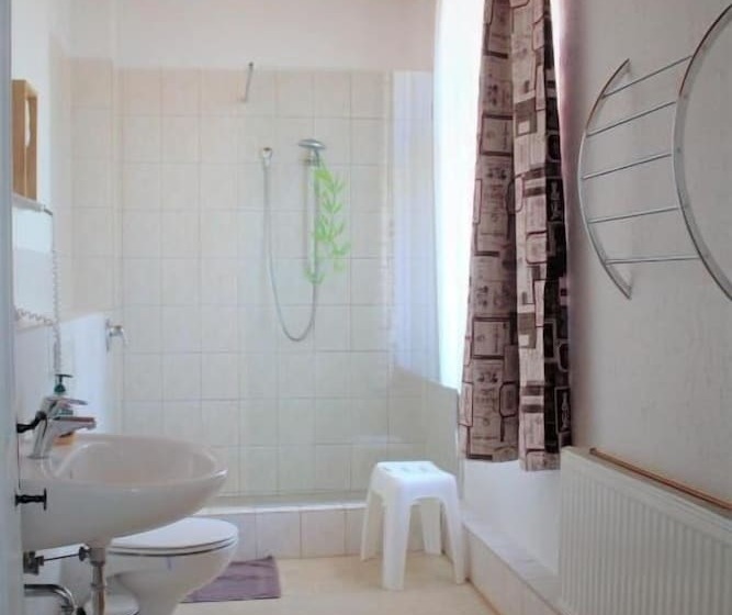 Pension Zum Alten Schulhaus