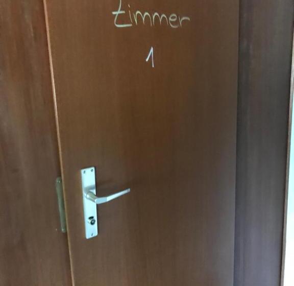 فندق صغير Landgasthof Felsenkeller