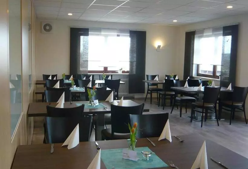 Retkeilymaja Landgasthof Felsenkeller