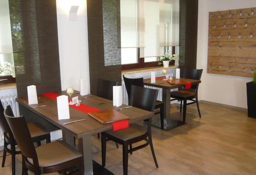 فندق صغير Landgasthof Felsenkeller