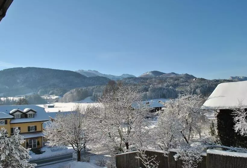 Majatalo Gasthof Kampenwand Bernau