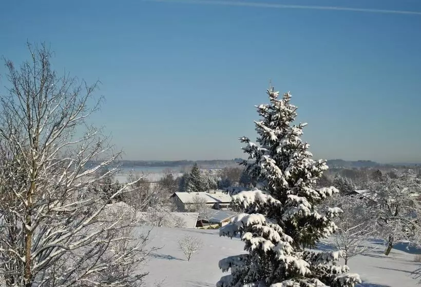 Majatalo Gasthof Kampenwand Bernau