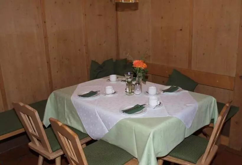 Majatalo Gasthof Kampenwand Bernau