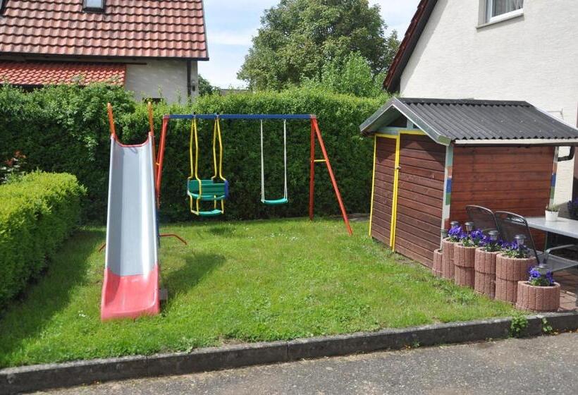 펜션 Gasthof Liederhalle