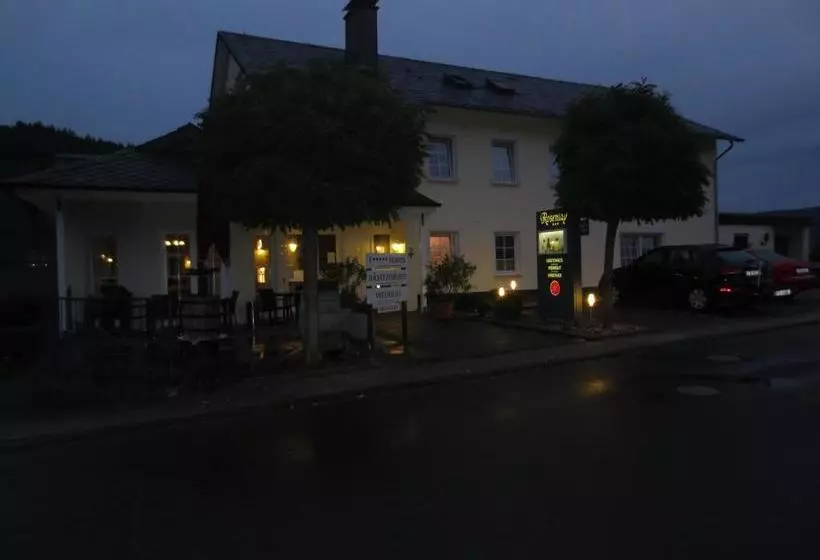 Majatalo Wein & Gästehaus Rosenlay