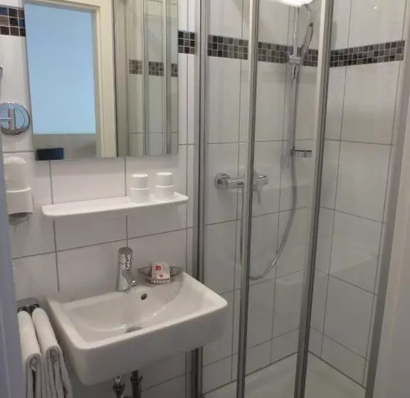 Majatalo Wein & Gästehaus Rosenlay