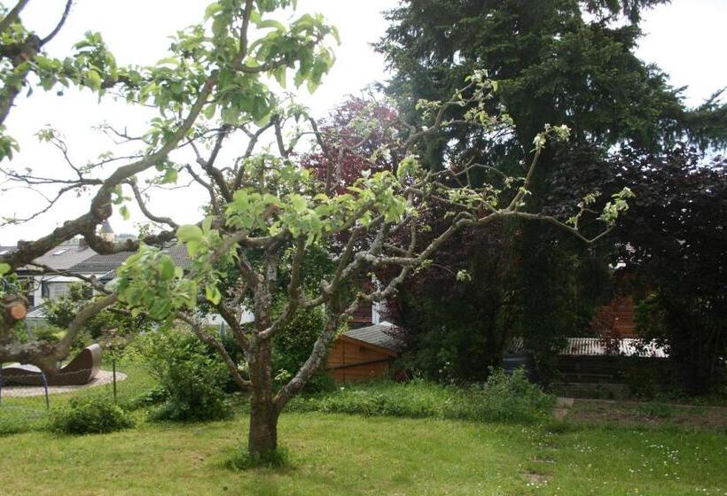 Pension Karlsbad Am Waldrand