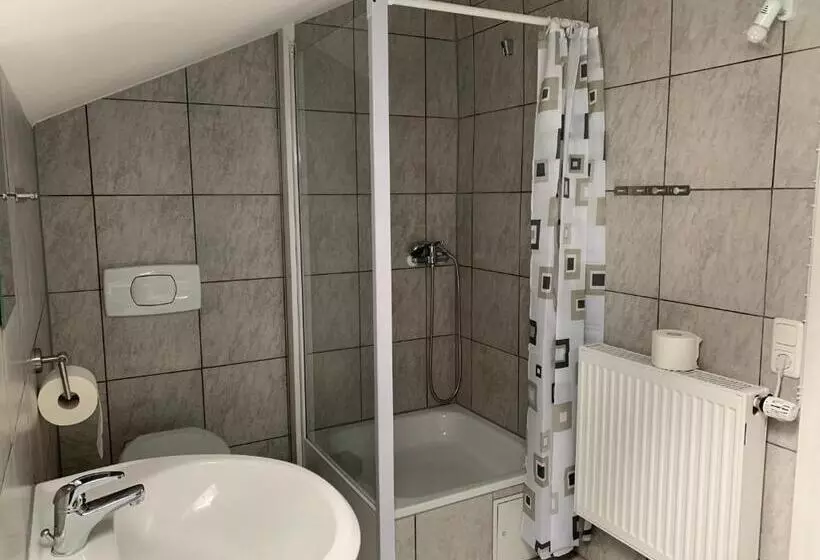 Belle Vue Apartrooms