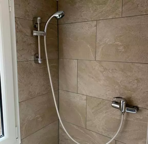 Belle Vue Apartrooms