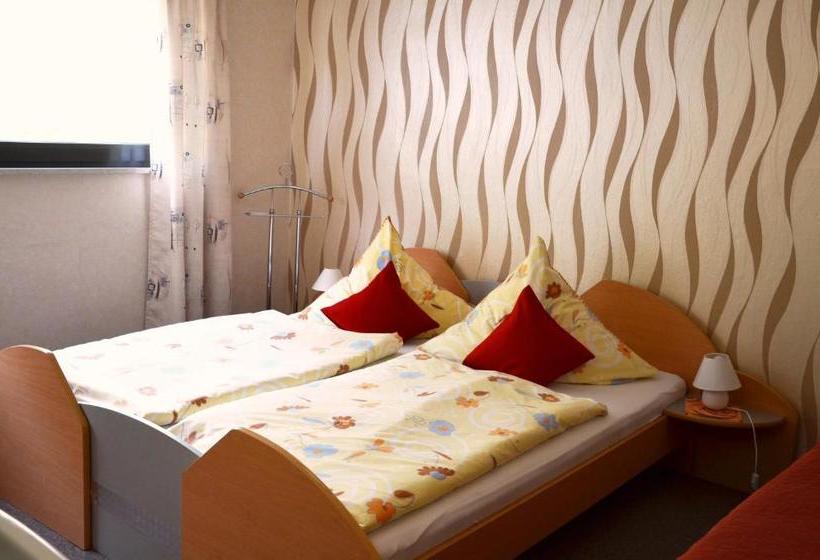 Gasthof Pension Lumme