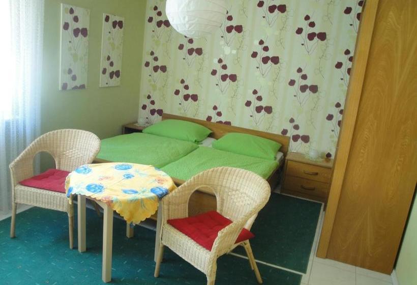 פנסיון Gästehaus Andrea Blatt