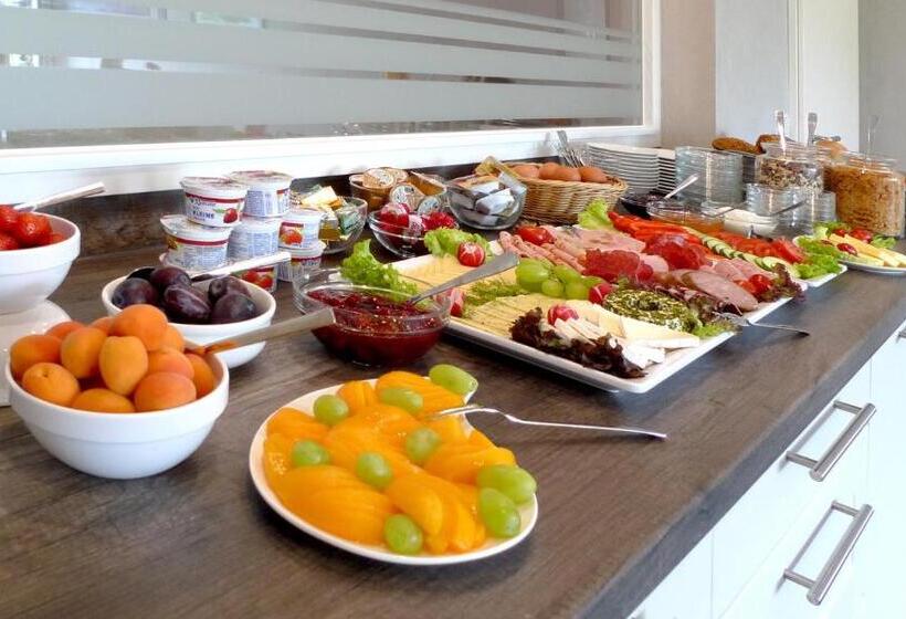 پانسیون Gästehaus Kramer   Emde