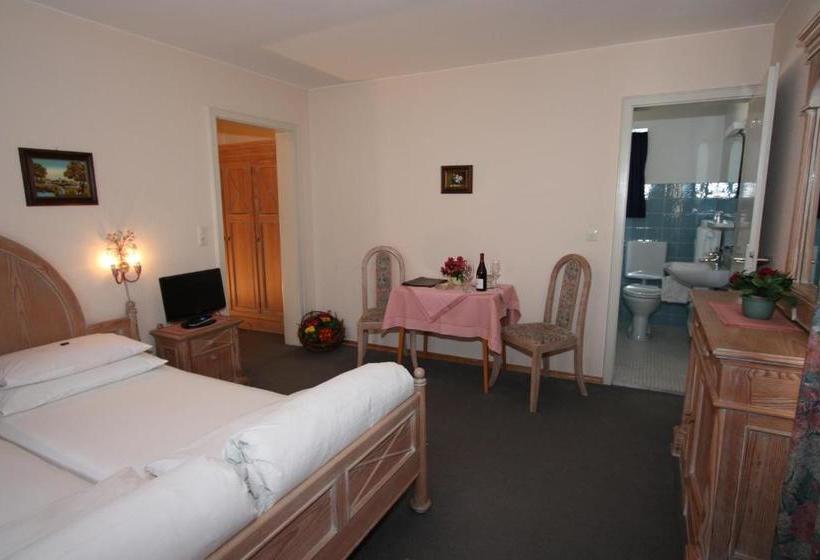 פנסיון Haus Höllental