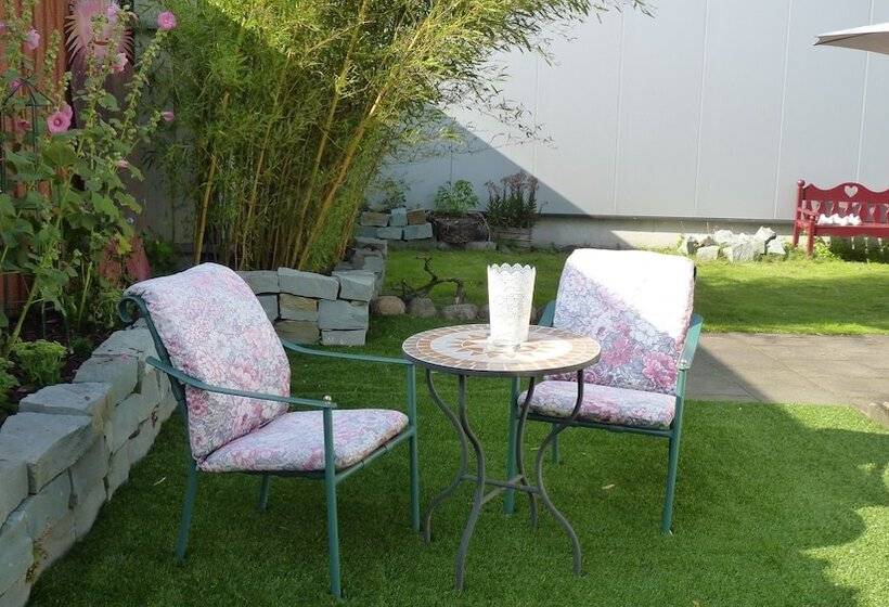 פנסיון Haus Tourneur