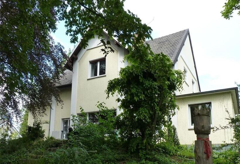 פנסיון Haus Tourneur