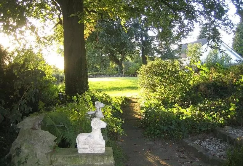 Majatalo Haus Tourneur