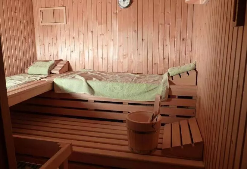 Majatalo Haus Tourneur