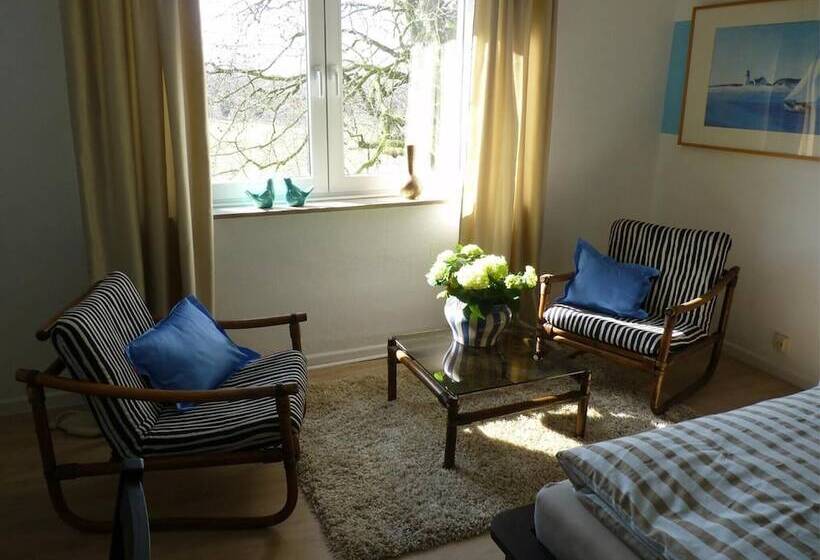 פנסיון Haus Tourneur