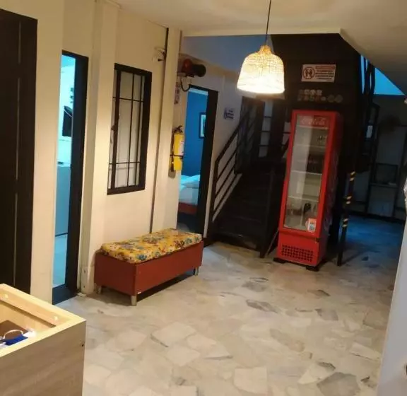 ペンション Hostal El Mohan