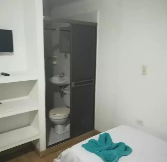 ペンション Hostal El Mohan