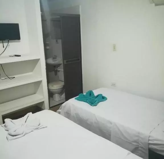 ペンション Hostal El Mohan