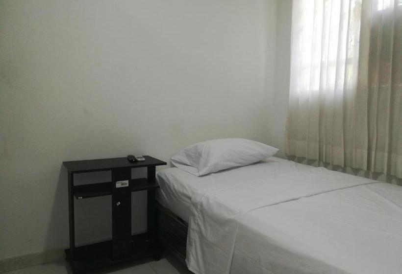 پانسیون Hostal El Mohan