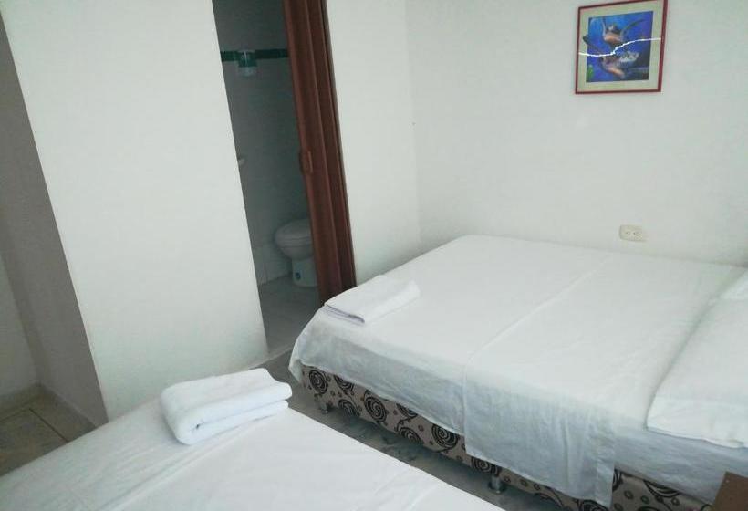 پانسیون Hostal El Mohan