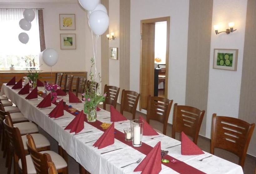 Pensão Waldhaus Hutzelhöh