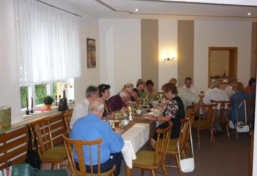 Pensão Waldhaus Hutzelhöh