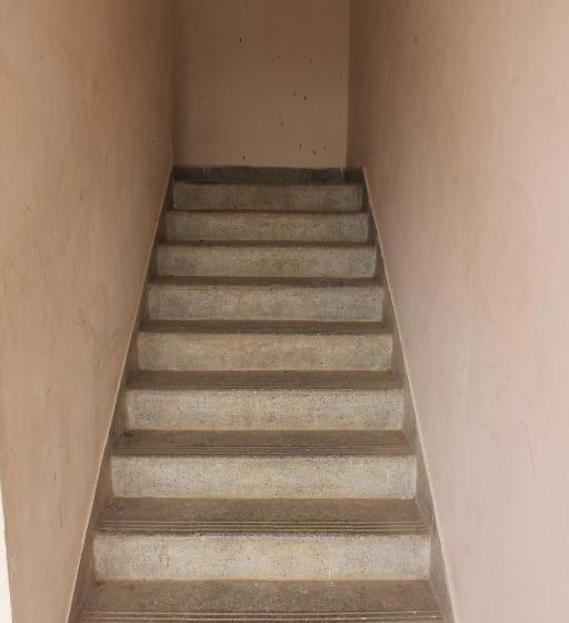 فندق Santosh Lodge