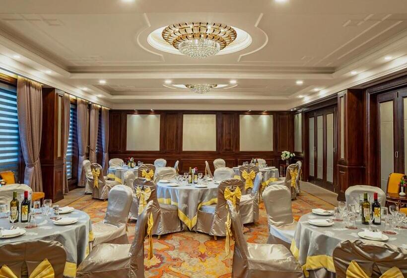 בית מלון כפרי The Indus Valley