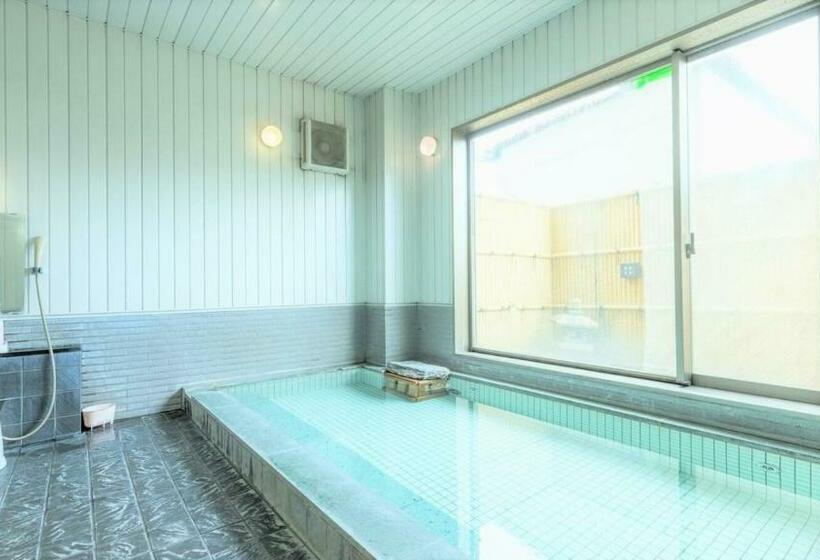 Отель Isesaki East