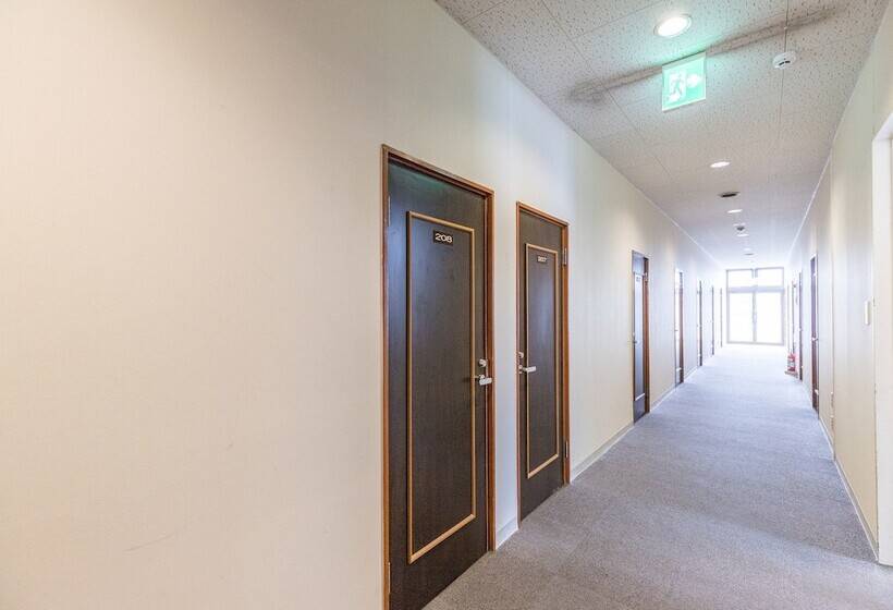 Отель Isesaki East