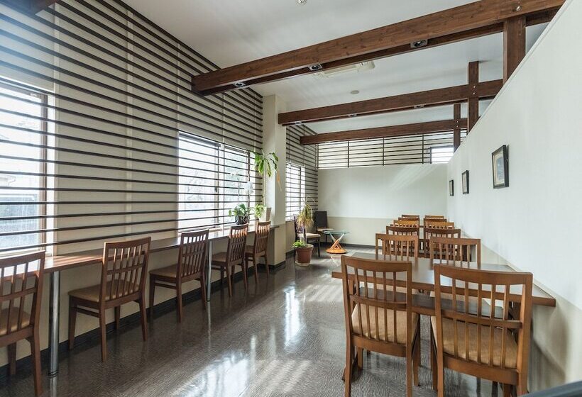 Отель Isesaki East